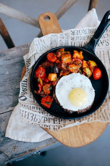 4 Benefits of Cooking with Cast Iron Skillets