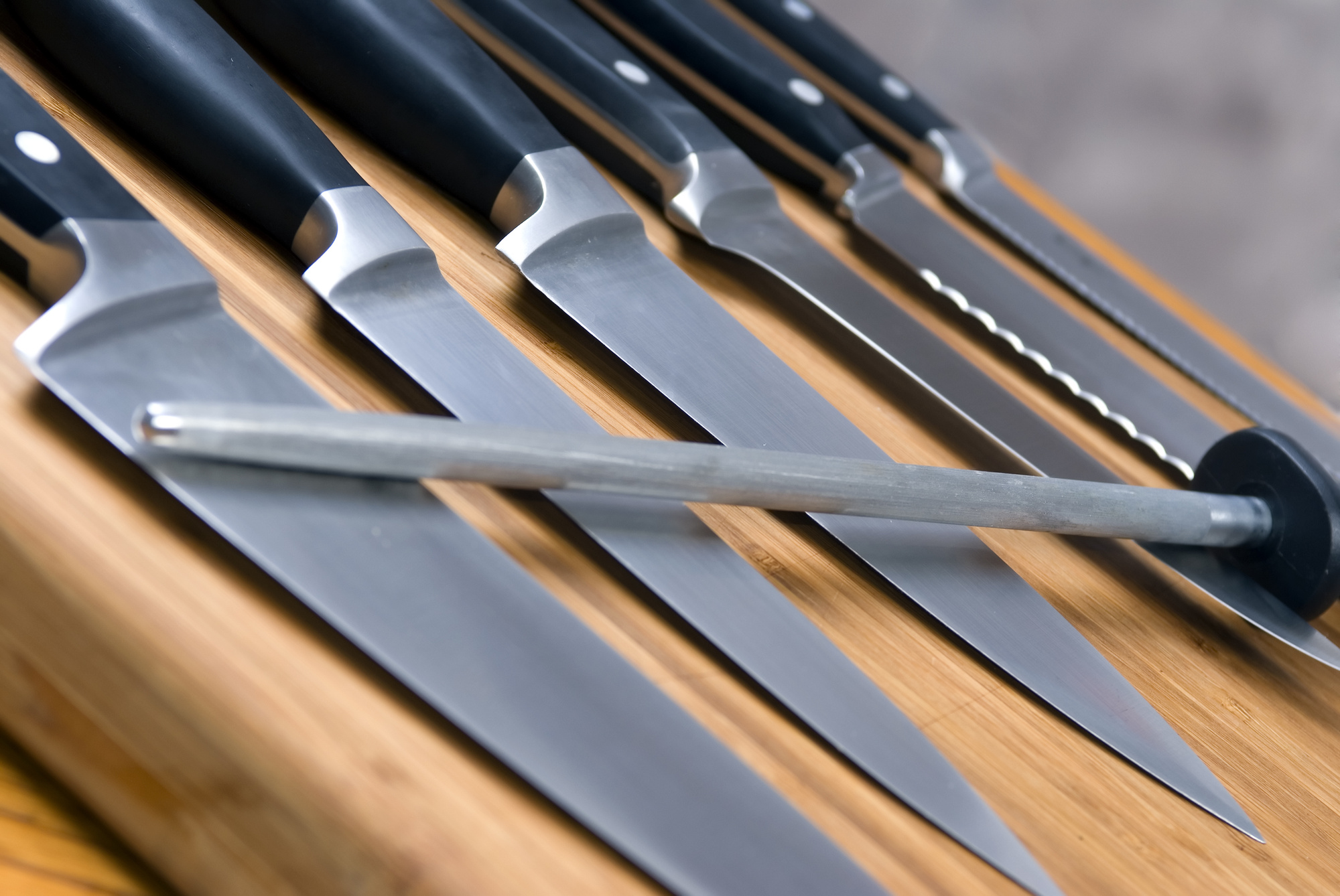 What Are the Different Types of Kitchen Knives That Exist Today?